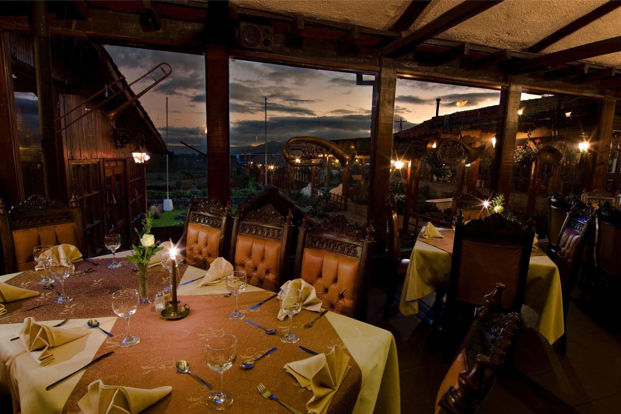 Hosteria La Andaluza Риобамба Екстериор снимка